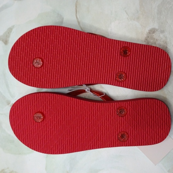 NWT DKNY Red and Animal Print Flip Flops - Picture 5 of 8
